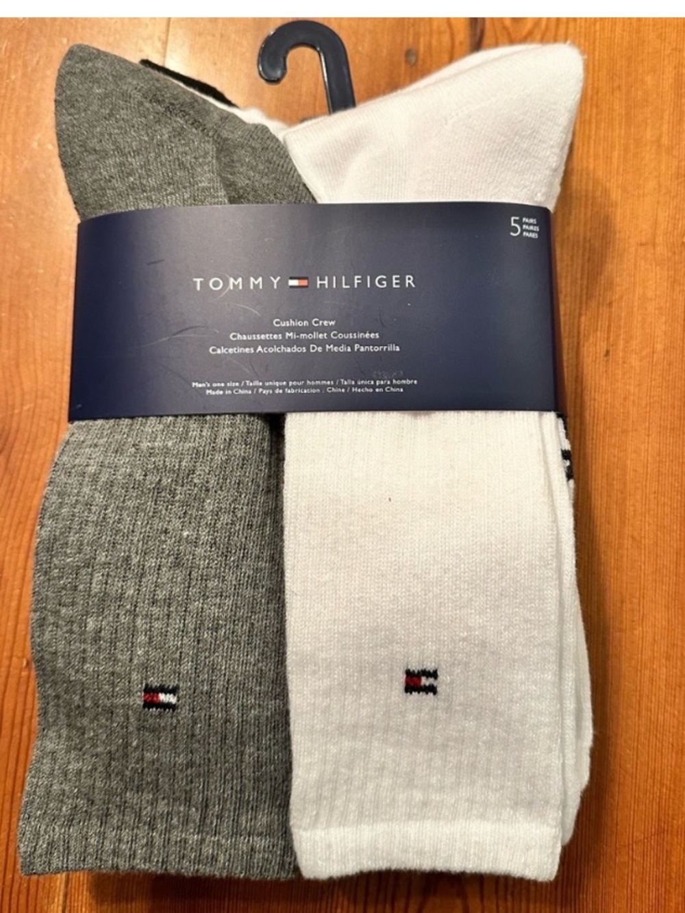 Tommy Hilfiger cushion crew socks 5 pairs gray white black men’s NWT